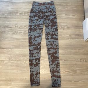 Beyond yoga leggings